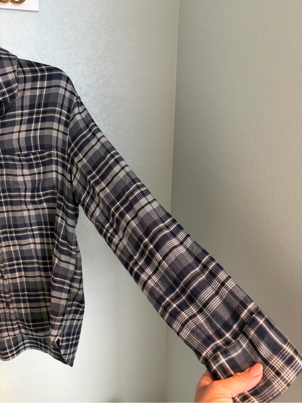 Treasure and Bond Plaid Women Button-Up Shirt - Picture 4 of 6